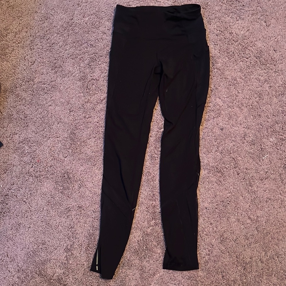 Black Ivivva leggings